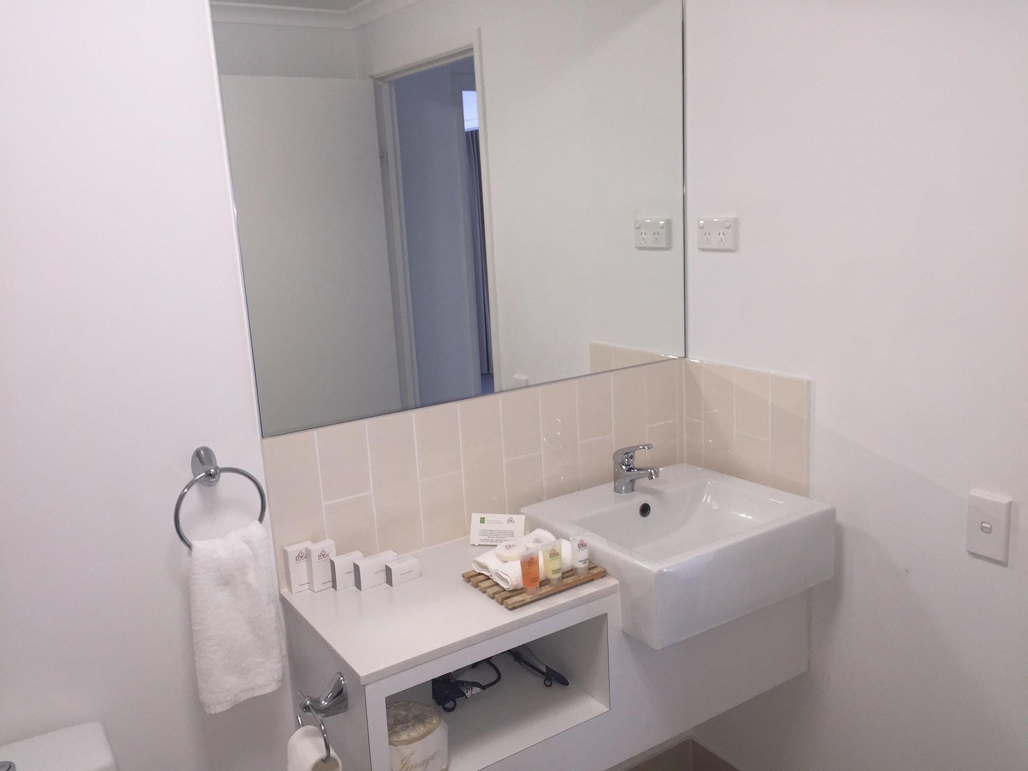 Edge Apartment Hotel Rockhampton Bagian luar foto