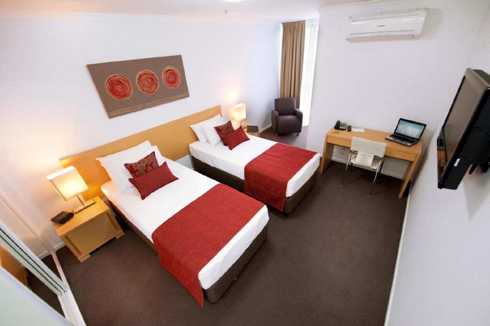 Edge Apartment Hotel Rockhampton Bagian luar foto