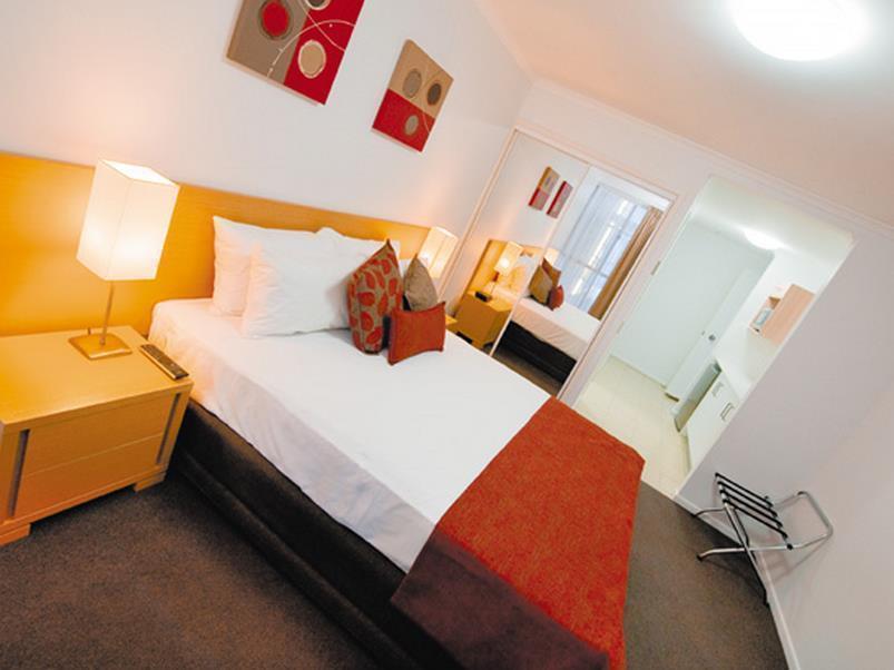 Edge Apartment Hotel Rockhampton Bagian luar foto