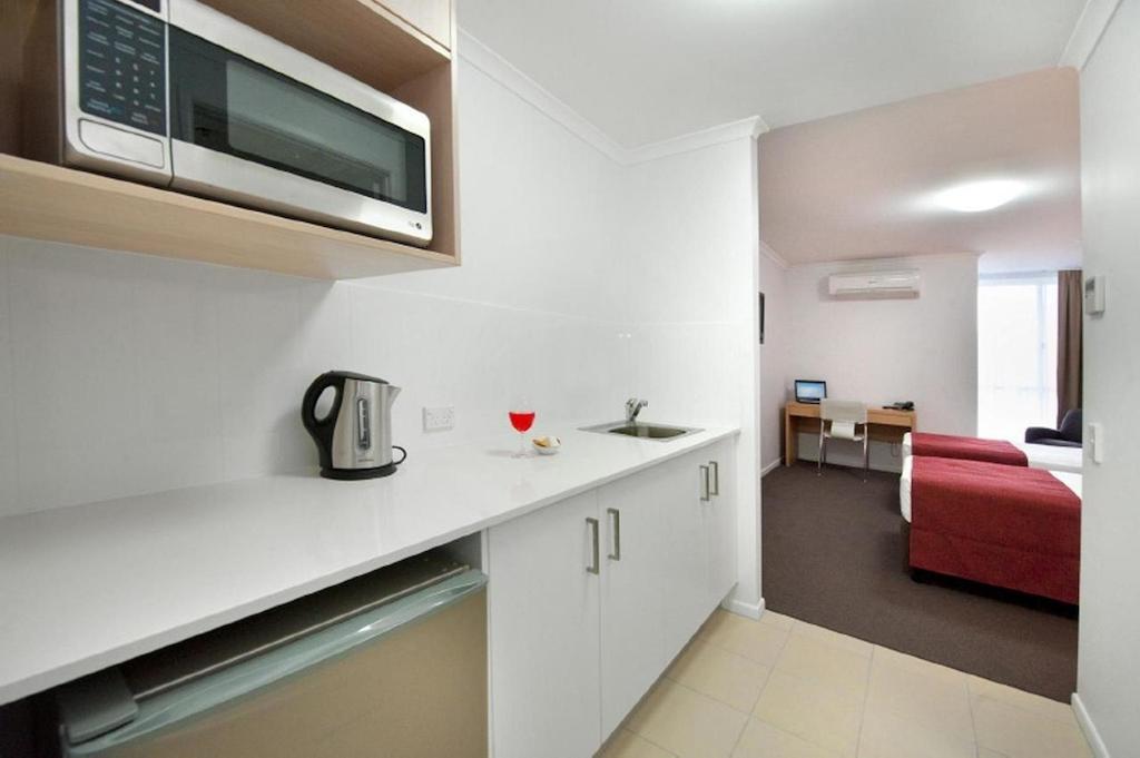Edge Apartment Hotel Rockhampton Bagian luar foto